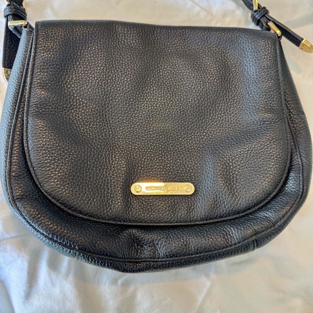 Michael Kors Hayes Large Pebbled Leather Studded Crossbody Bag Black